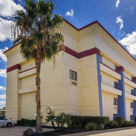 Rodeway Inn Houston North Greenspoint Exterior photo